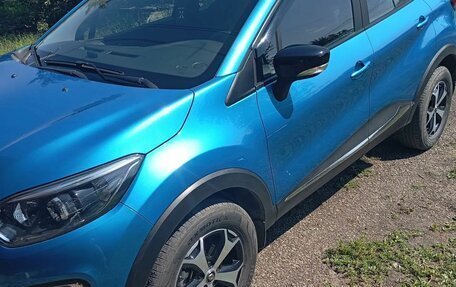 Renault Kaptur I рестайлинг, 2017 год, 1 430 000 рублей, 4 фотография