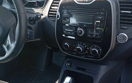 Renault Kaptur I рестайлинг, 2017 год, 1 430 000 рублей, 6 фотография