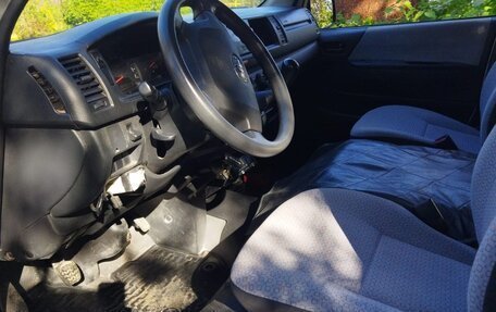 Toyota HiAce H200, 2016 год, 3 199 000 рублей, 8 фотография
