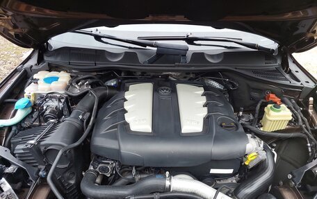 Volkswagen Touareg III, 2011 год, 1 750 000 рублей, 7 фотография