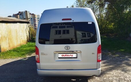 Toyota HiAce H200, 2016 год, 3 199 000 рублей, 6 фотография
