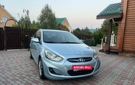 Hyundai Solaris II рестайлинг, 2011 год, 798 000 рублей, 9 фотография