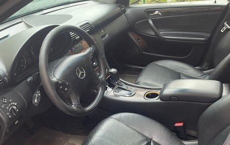 Mercedes-Benz C-Класс, 2004 год, 350 000 рублей, 18 фотография