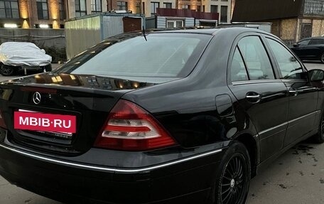 Mercedes-Benz C-Класс, 2004 год, 350 000 рублей, 5 фотография