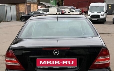 Mercedes-Benz C-Класс, 2004 год, 350 000 рублей, 6 фотография