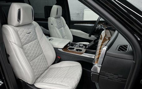 Cadillac Escalade V, 2026 год, 23 400 000 рублей, 13 фотография