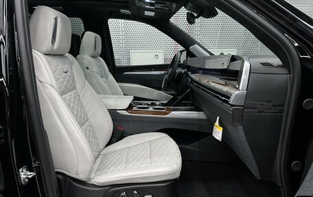 Cadillac Escalade V, 2026 год, 23 400 000 рублей, 12 фотография