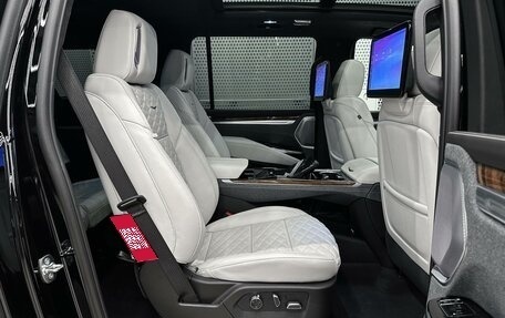 Cadillac Escalade V, 2026 год, 23 400 000 рублей, 28 фотография
