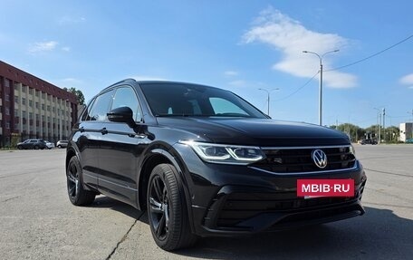 Volkswagen Tiguan II, 2021 год, 4 299 000 рублей, 5 фотография