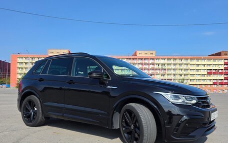Volkswagen Tiguan II, 2021 год, 4 299 000 рублей, 8 фотография