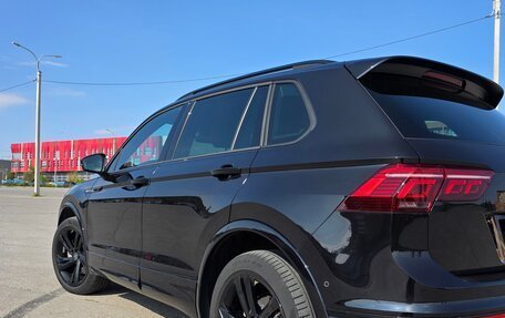 Volkswagen Tiguan II, 2021 год, 4 299 000 рублей, 14 фотография