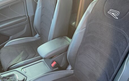 Volkswagen Tiguan II, 2021 год, 4 299 000 рублей, 19 фотография