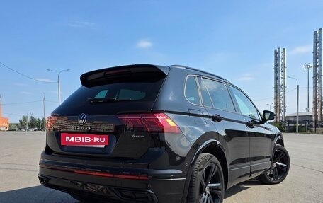 Volkswagen Tiguan II, 2021 год, 4 299 000 рублей, 9 фотография