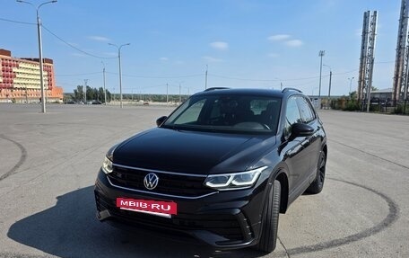Volkswagen Tiguan II, 2021 год, 4 299 000 рублей, 11 фотография
