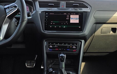Volkswagen Tiguan II, 2021 год, 4 299 000 рублей, 23 фотография