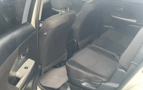 Toyota Prius v (+) I (ZVW40/41) рестайлинг, 2016 год, 1 650 000 рублей, 2 фотография