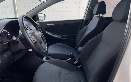 Hyundai Solaris II рестайлинг, 2015 год, 1 050 000 рублей, 11 фотография
