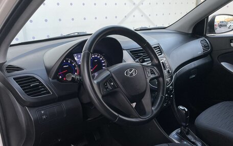 Hyundai Solaris II рестайлинг, 2015 год, 1 050 000 рублей, 15 фотография