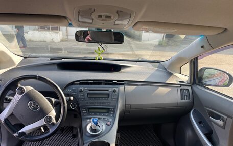 Toyota Prius, 2009 год, 550 000 рублей, 1 фотография