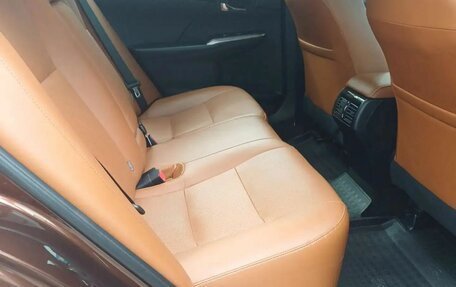 Toyota Camry, 2017 год, 2 300 000 рублей, 11 фотография
