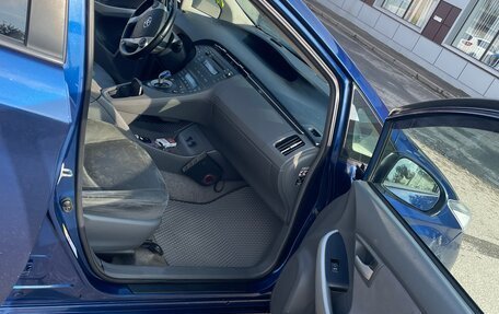 Toyota Prius, 2009 год, 550 000 рублей, 5 фотография
