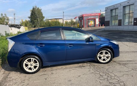Toyota Prius, 2009 год, 550 000 рублей, 11 фотография