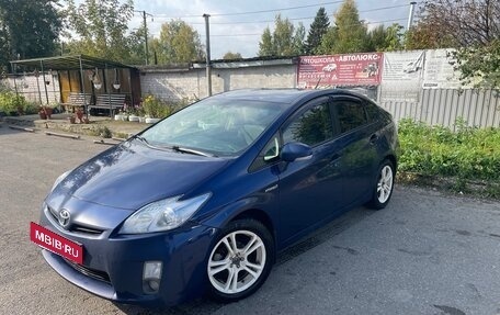 Toyota Prius, 2009 год, 550 000 рублей, 13 фотография