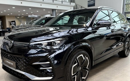Volkswagen Tiguan, 2024 год, 5 000 000 рублей, 1 фотография