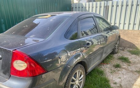 Ford Focus II рестайлинг, 2005 год, 240 000 рублей, 2 фотография
