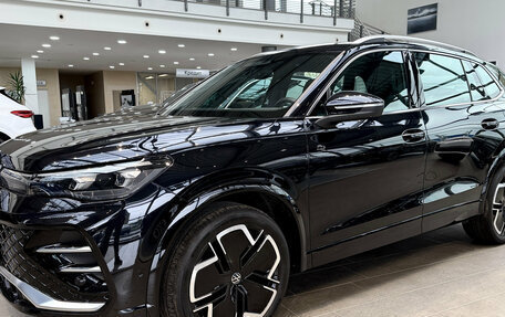 Volkswagen Tiguan, 2024 год, 5 000 000 рублей, 2 фотография