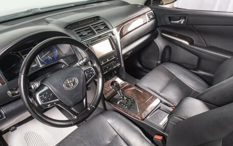 Toyota Camry, 2015 год, 2 199 000 рублей, 9 фотография