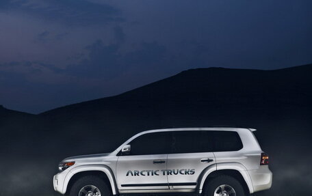 Toyota Land Cruiser 200, 2012 год, 2 фотография