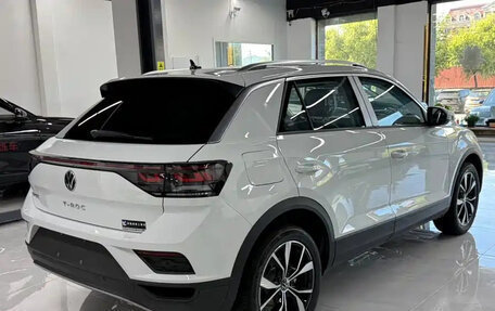 Volkswagen T-Roc I, 2026 год, 2 400 000 рублей, 4 фотография