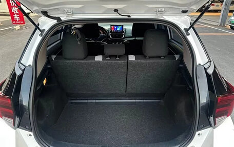 Toyota Yaris XP150 рестайлинг, 2022 год, 1 340 700 рублей, 13 фотография