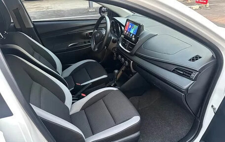 Toyota Yaris XP150 рестайлинг, 2022 год, 1 340 700 рублей, 12 фотография