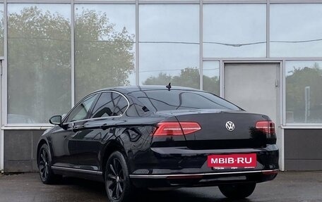 Volkswagen Passat B8 рестайлинг, 2015 год, 1 699 000 рублей, 7 фотография