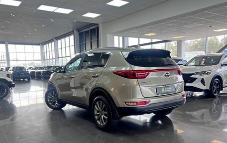 KIA Sportage IV рестайлинг, 2017 год, 1 995 000 рублей, 6 фотография