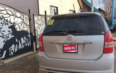 Toyota Wish II, 2003 год, 650 000 рублей, 2 фотография