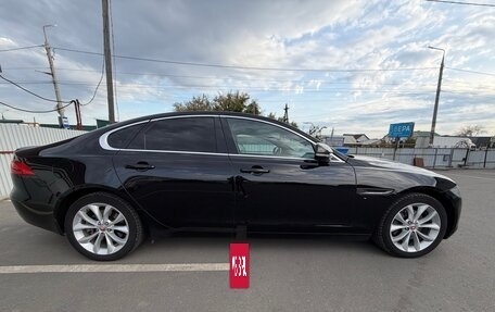 Jaguar XF II, 2018 год, 1 800 000 рублей, 9 фотография