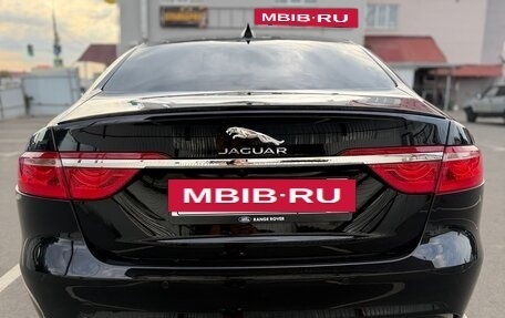 Jaguar XF II, 2018 год, 1 800 000 рублей, 3 фотография