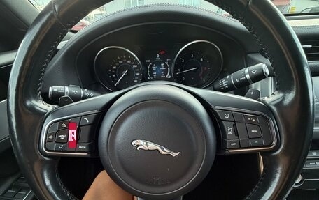 Jaguar XF II, 2018 год, 1 800 000 рублей, 20 фотография