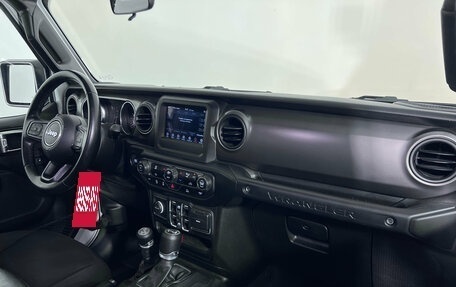 Jeep Wrangler, 2021 год, 4 550 000 рублей, 12 фотография
