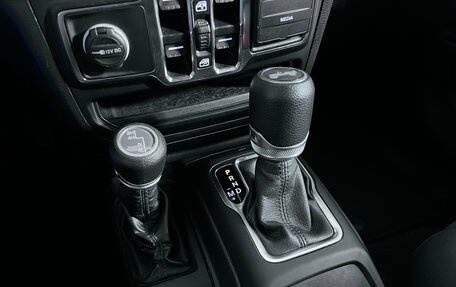 Jeep Wrangler, 2021 год, 4 550 000 рублей, 13 фотография