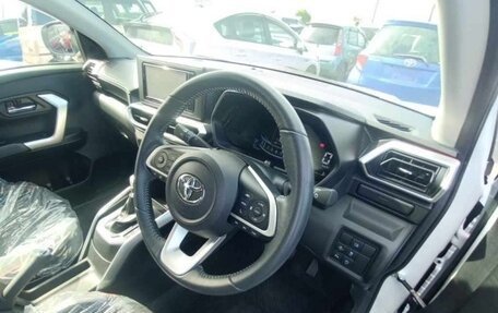 Toyota Raize I, 2021 год, 1 256 000 рублей, 9 фотография