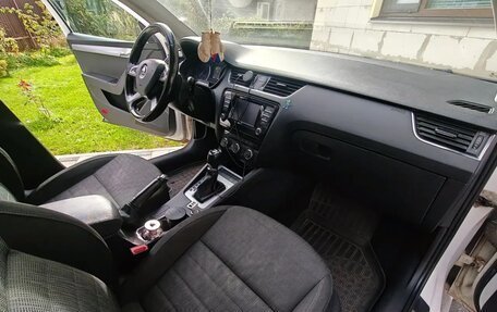 Skoda Octavia, 2014 год, 950 000 рублей, 10 фотография
