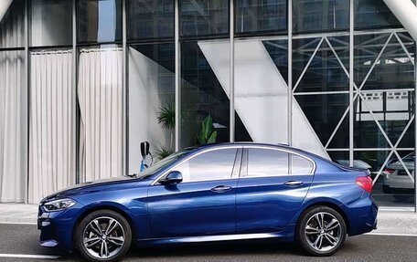 BMW 1 серия, 2022 год, 1 500 000 рублей, 4 фотография
