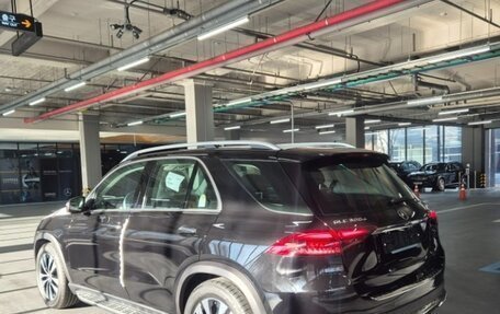 Mercedes-Benz GLE, 2026 год, 13 700 000 рублей, 2 фотография
