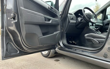 Opel Zafira B, 2012 год, 877 000 рублей, 22 фотография
