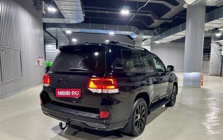 Toyota Land Cruiser 200, 2016 год, 6 800 000 рублей, 4 фотография