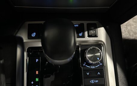 Toyota Land Cruiser 200, 2016 год, 6 800 000 рублей, 19 фотография